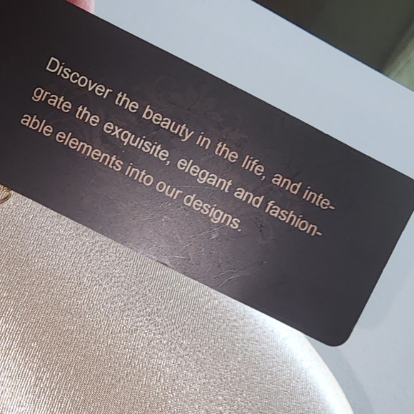 UBORSE EUC NOBLE CRYSTAL EVENING BAG CLUTCH - Picture 6 of 10